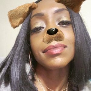 Meet your Posher, Iana